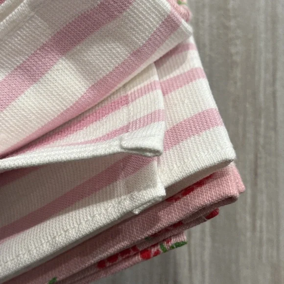 Kate Spade Strawberry Kitchen Towel Set Of 3 - Picture 3 of 3